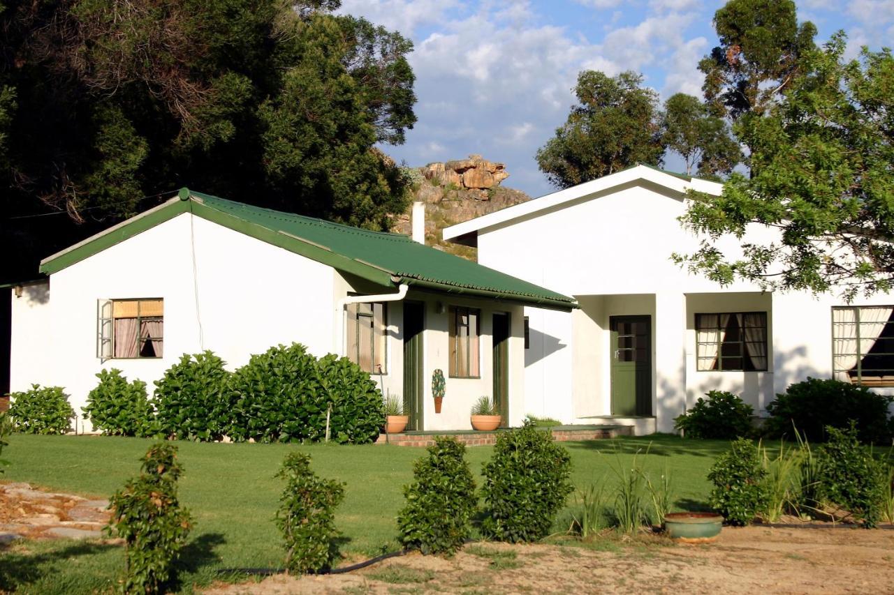 Kunje Guesthouse Op-die-Berg Exteriör bild